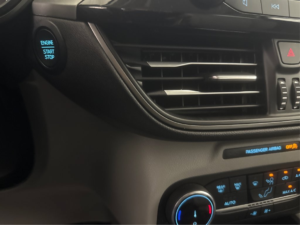 Used 2025 Ford Escape Active AWD/4WD image 37