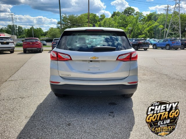 Used 2021 Chevrolet Equinox LS FWD image 4