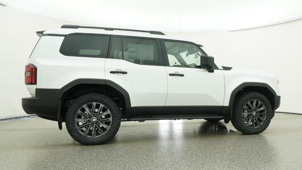 New 2027 Toyota XLT RWD image 29