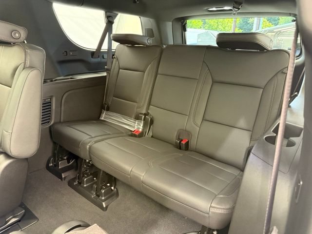 New 2026 Chevrolet Suburban High Country AWD/4WD image 21