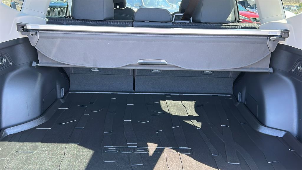 Certified 2023 Subaru Forester Premium AWD/4WD image 26