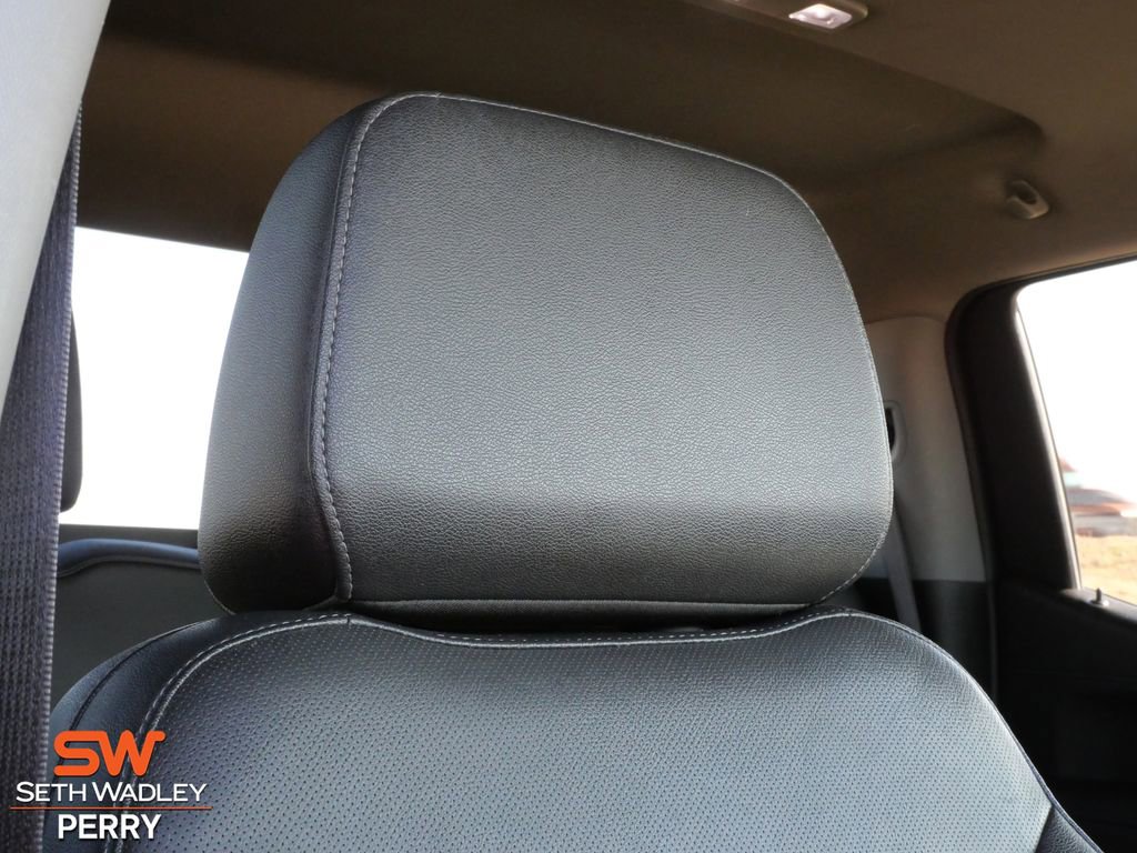 Used 2021 GMC Sierra 1500 SLT image 17