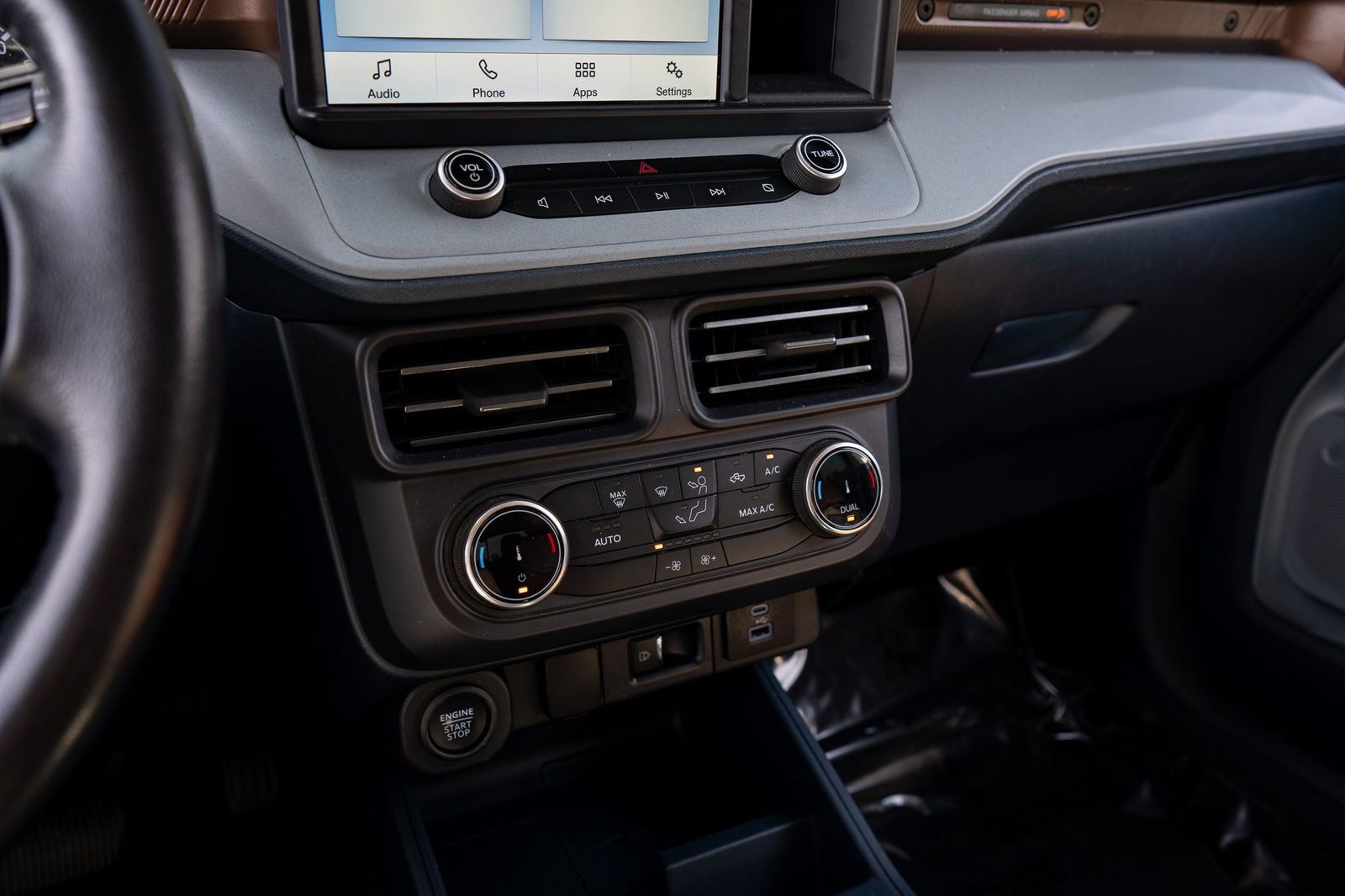 Used 2022 Ford Maverick Lariat w/ Equipment Group 500A Standard AWD/4WD image 25