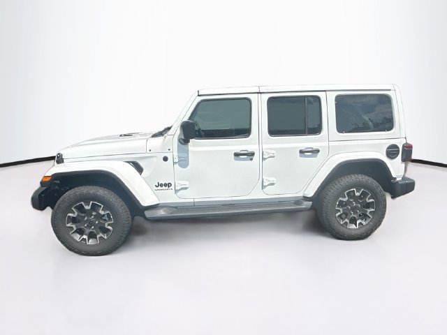 New 2026 Jeep Wrangler Unlimited Sahara AWD/4WD image 3