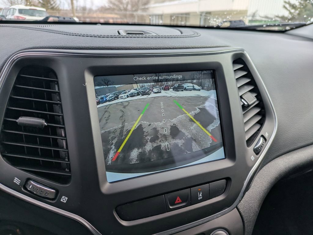 Used 2022 Jeep Cherokee Latitude Lux image 25