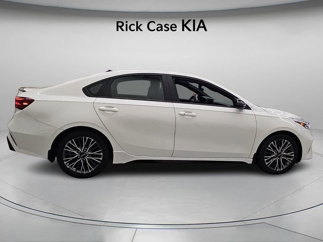 Used 2023 Kia Forte GT-Line w/ GT-Line Premium Package image 4
