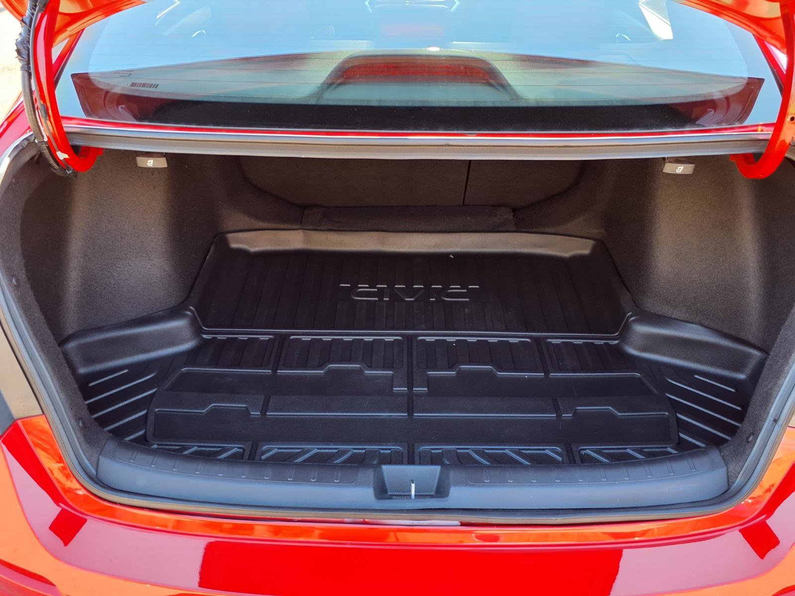 Used 2025 Honda Civic Sport image 25