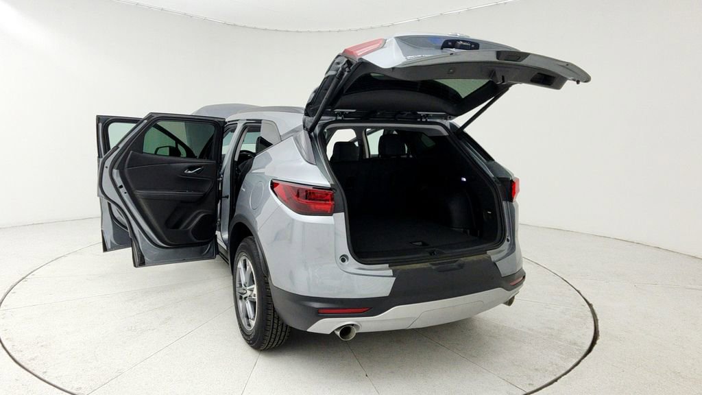 New 2025 Chevrolet Blazer LT w/ Sound & Technology Package image 12