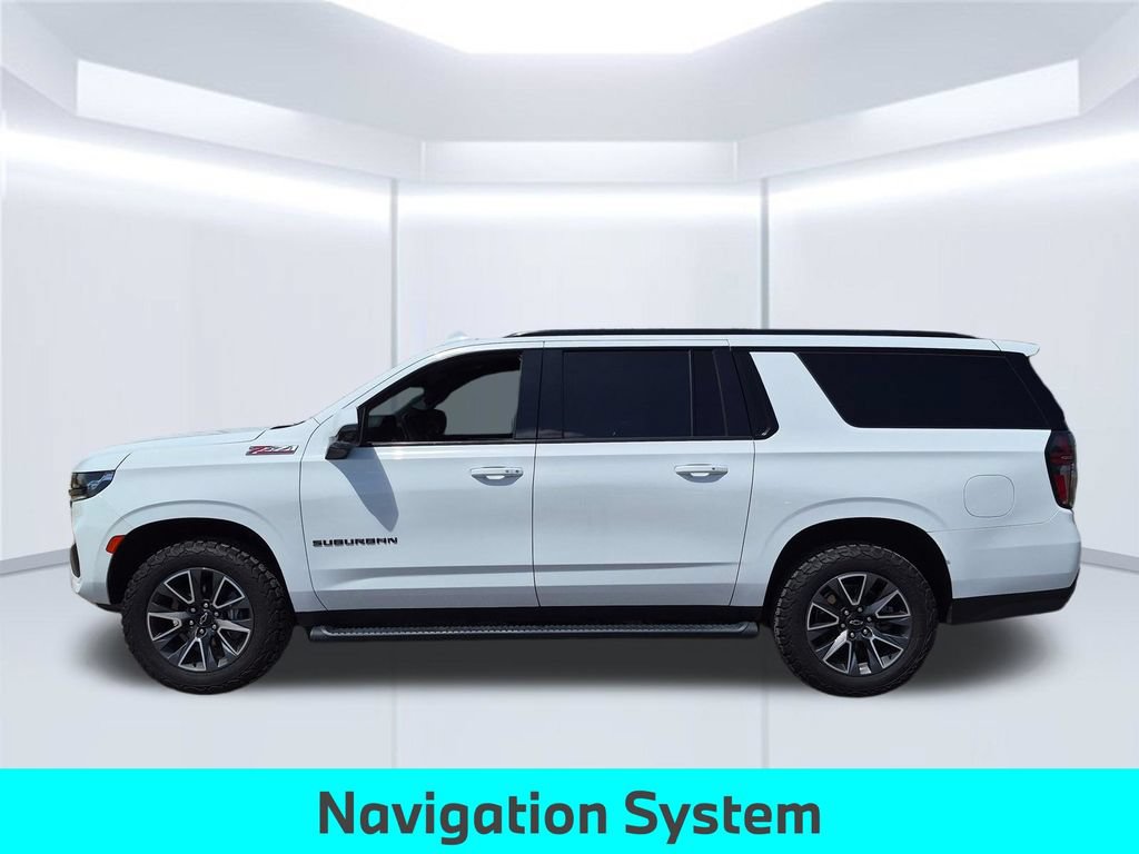 Used 2023 Chevrolet Suburban Z71 w/ Luxury Package AWD/4WD image 2