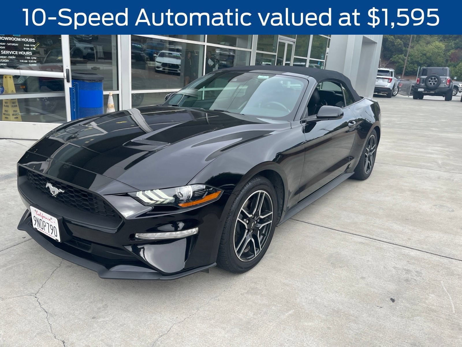 Used 2022 Ford Mustang Premium RWD image 4