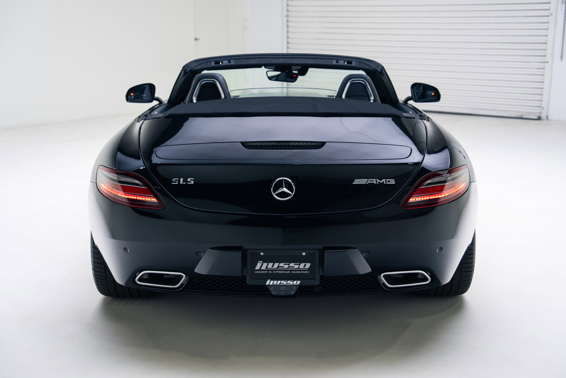 Used 2012 Mercedes-Benz SLS AMG image 24
