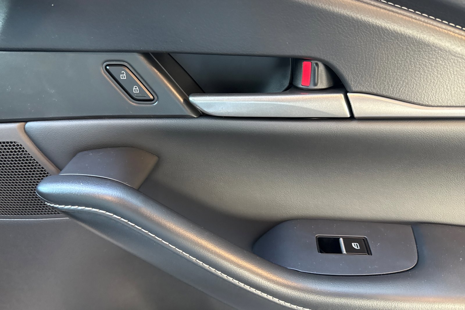 New 2026 MAZDA CX-30 Aire Edition image 19