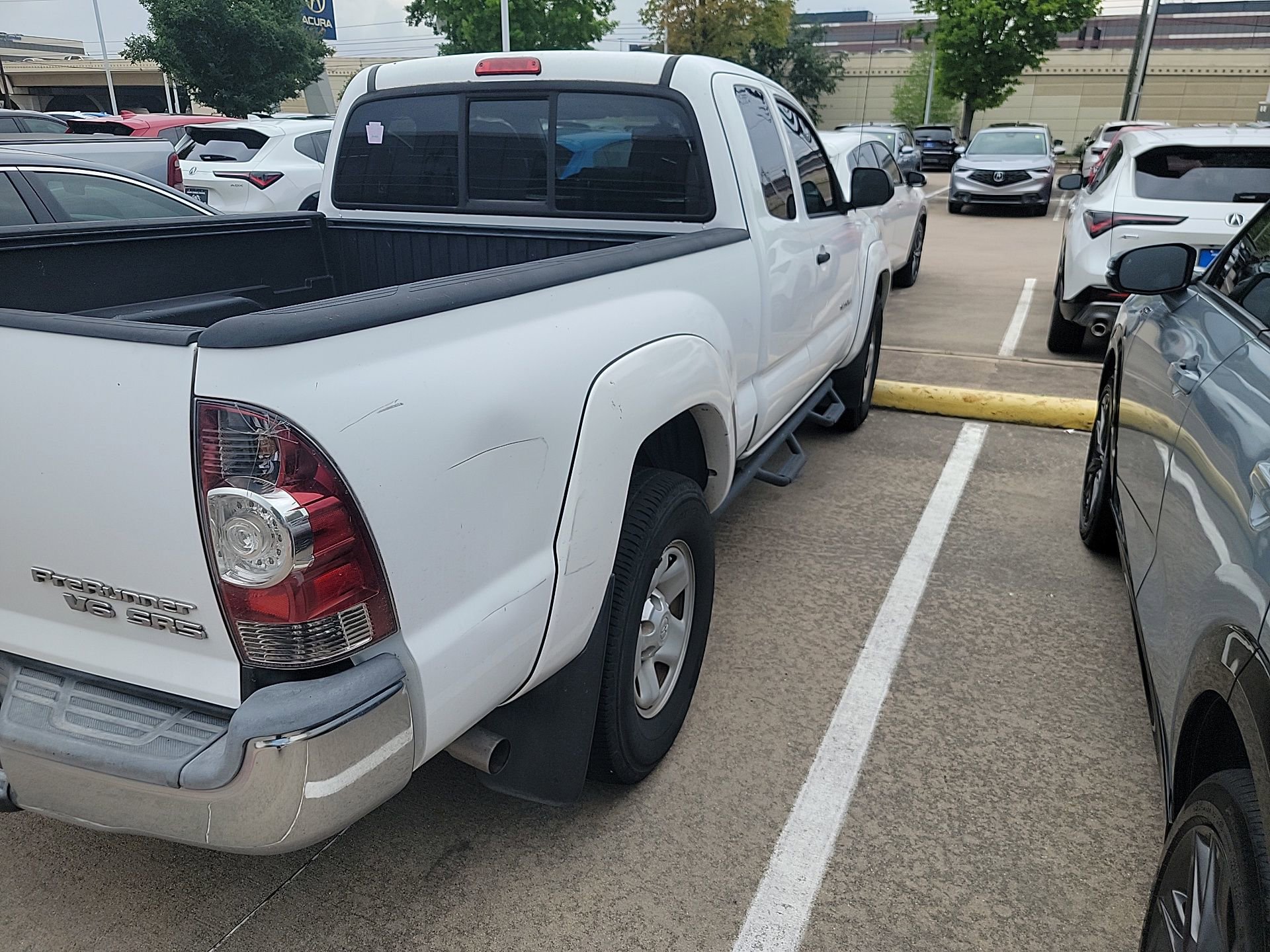 Used 2013 Toyota Tacoma PreRunner w/ SR5 Pkg image 3