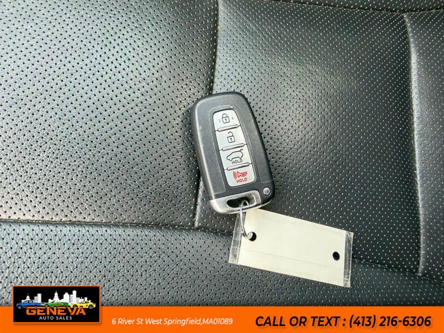 Used 2014 Hyundai Elantra GT w/ Option Group 03 image 25