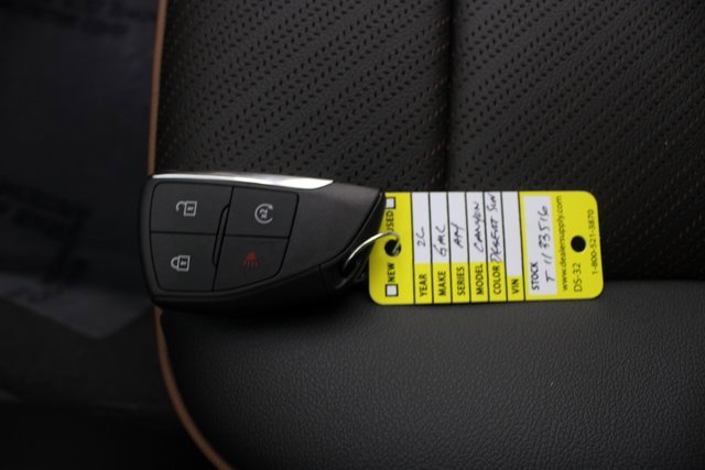 New 2026 GMC Canyon AT4 w/ AT4 Premium Package image 7