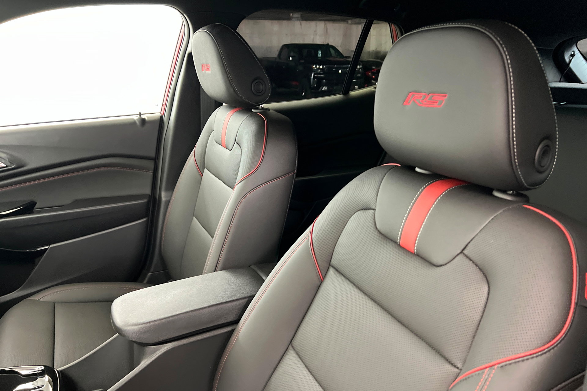New 2026 Chevrolet Trax RS w/ Driver Confidence Package FWD image 17
