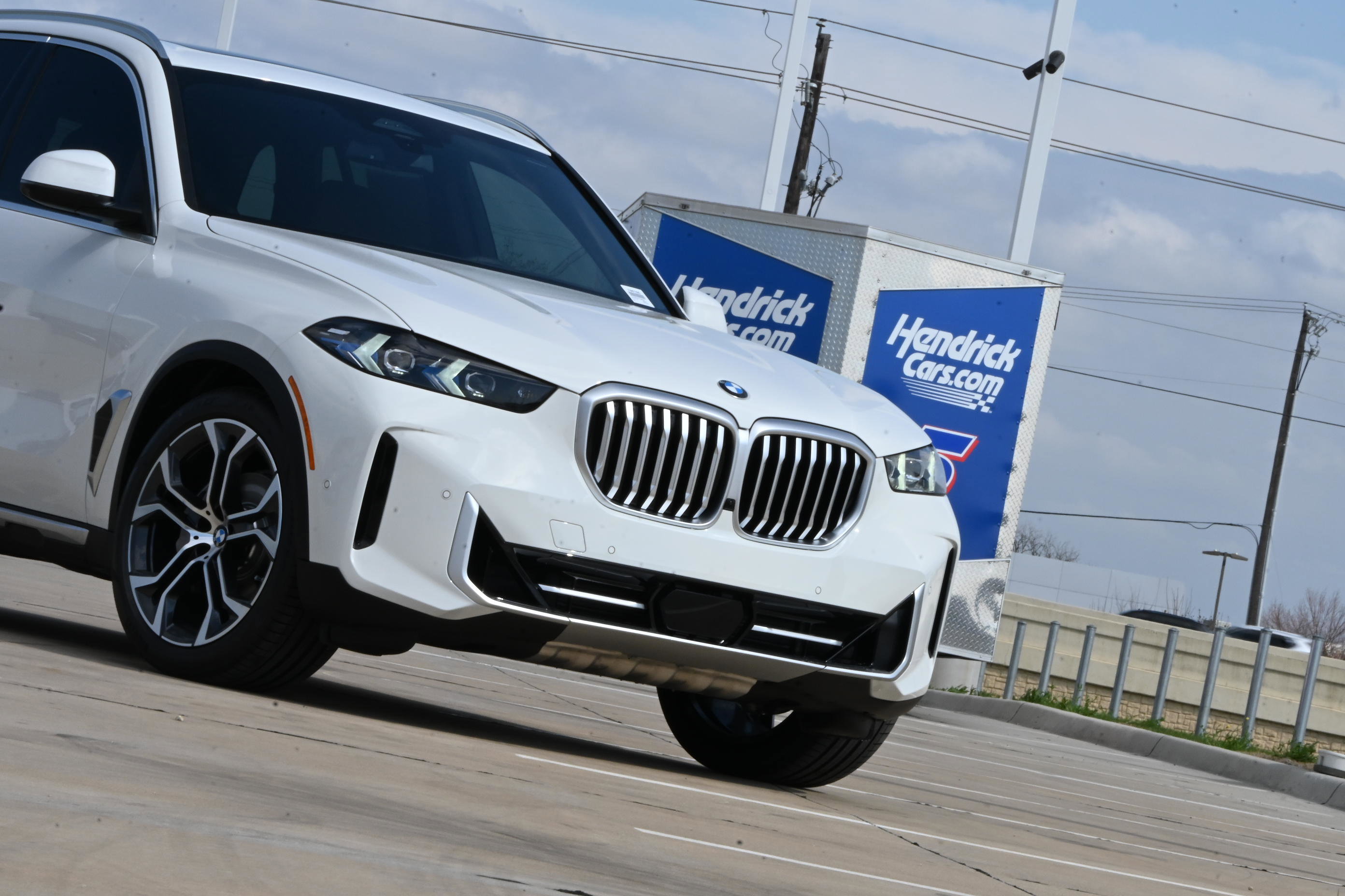 New 2026 BMW X5 xDrive40i AWD/4WD image 5