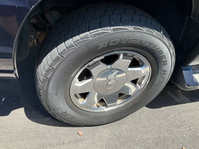 Used 2005 Cadillac Escalade AWD image 12