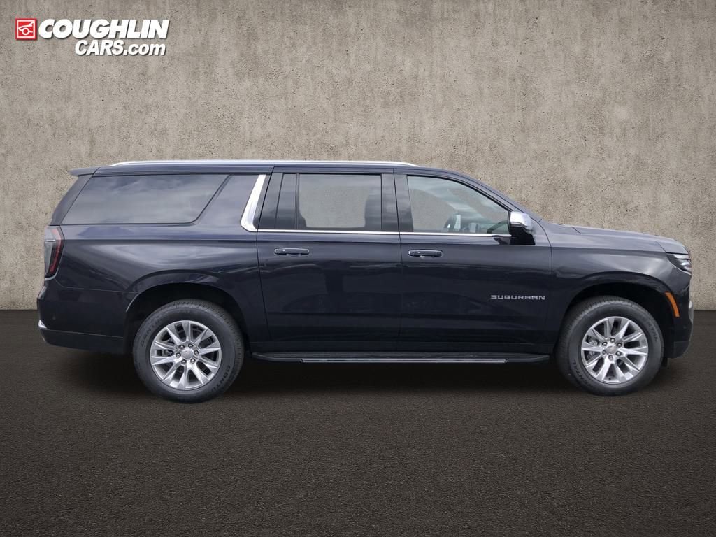 Used 2025 Chevrolet Suburban Premier image 10