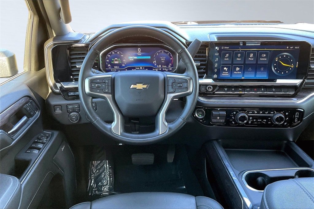 Used 2024 Chevrolet Silverado 2500 LTZ w/ LTZ Convenience Package image 5