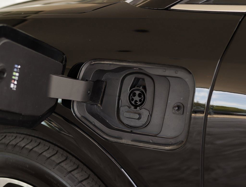 Used 2024 Chevrolet Equinox EV LT image 37