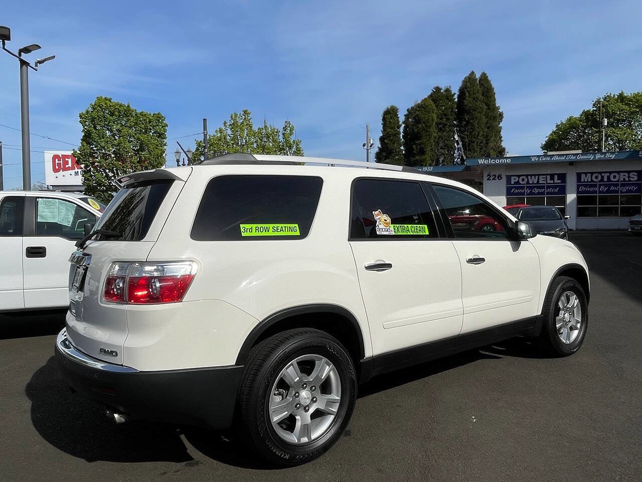 Used 2011 GMC Acadia SLE AWD/4WD image 6