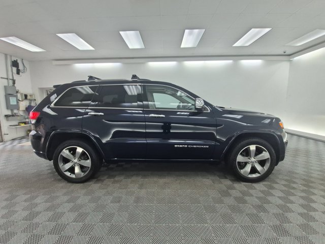 Used 2014 Jeep Grand Cherokee Overland w/ Advanced Technology Group AWD/4WD image 4