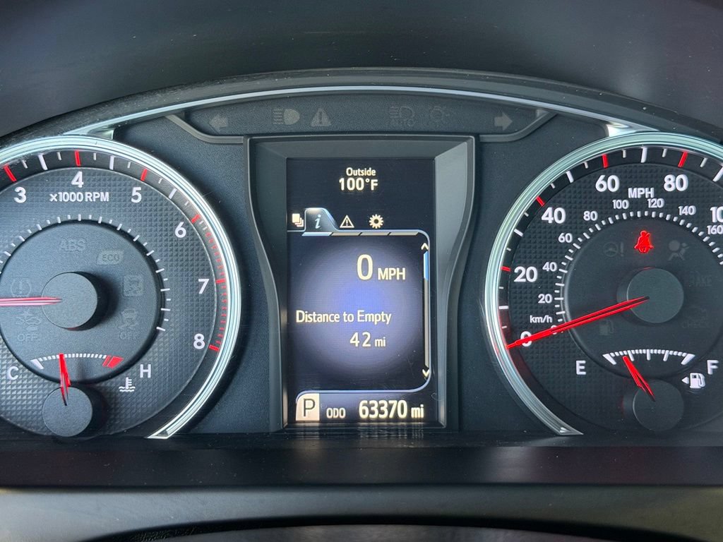 Used 2015 Toyota Camry SE FWD image 26