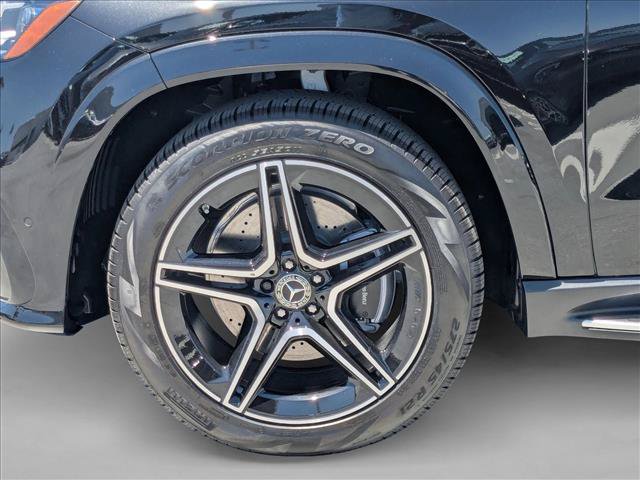 New 2026 Mercedes-Benz GLS 450 4MATIC image 10