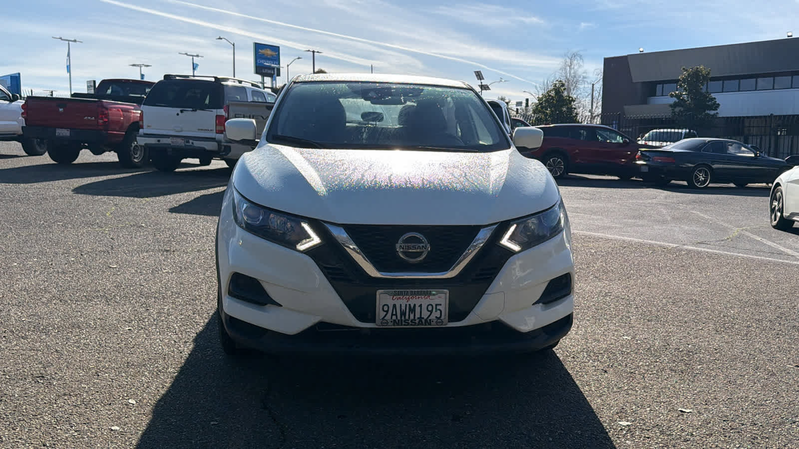 Used 2022 Nissan Rogue Sport S image 2