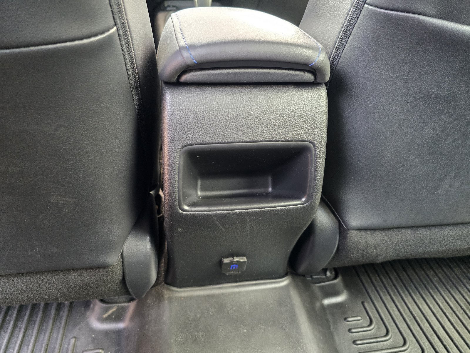 Used 2020 Toyota Corolla XSE FWD image 25