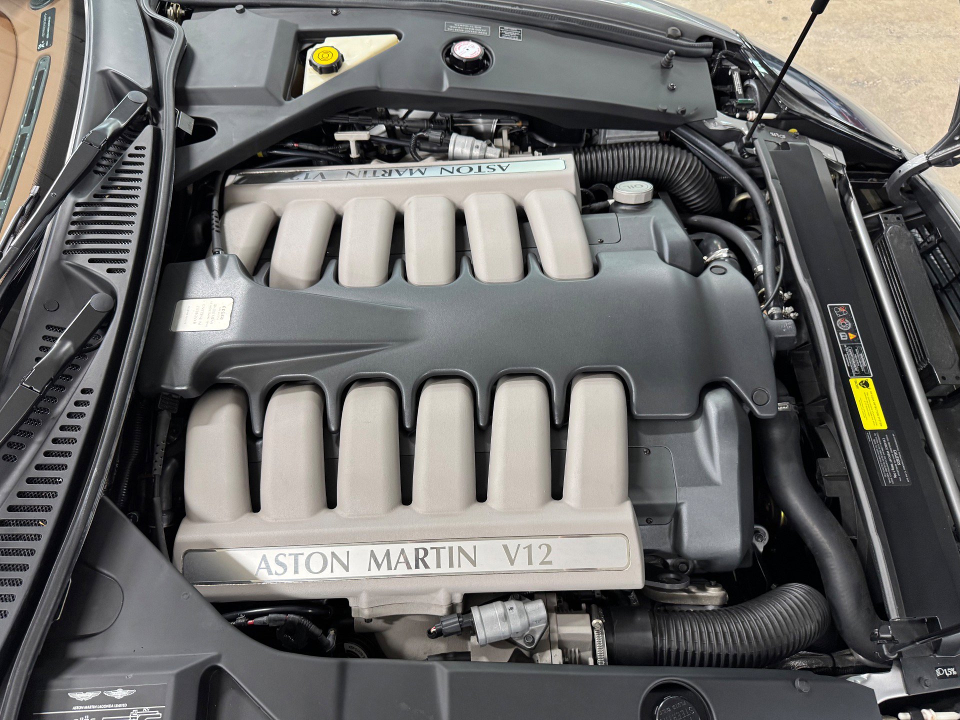 Used 2002 Aston Martin DB7 Vantage image 97