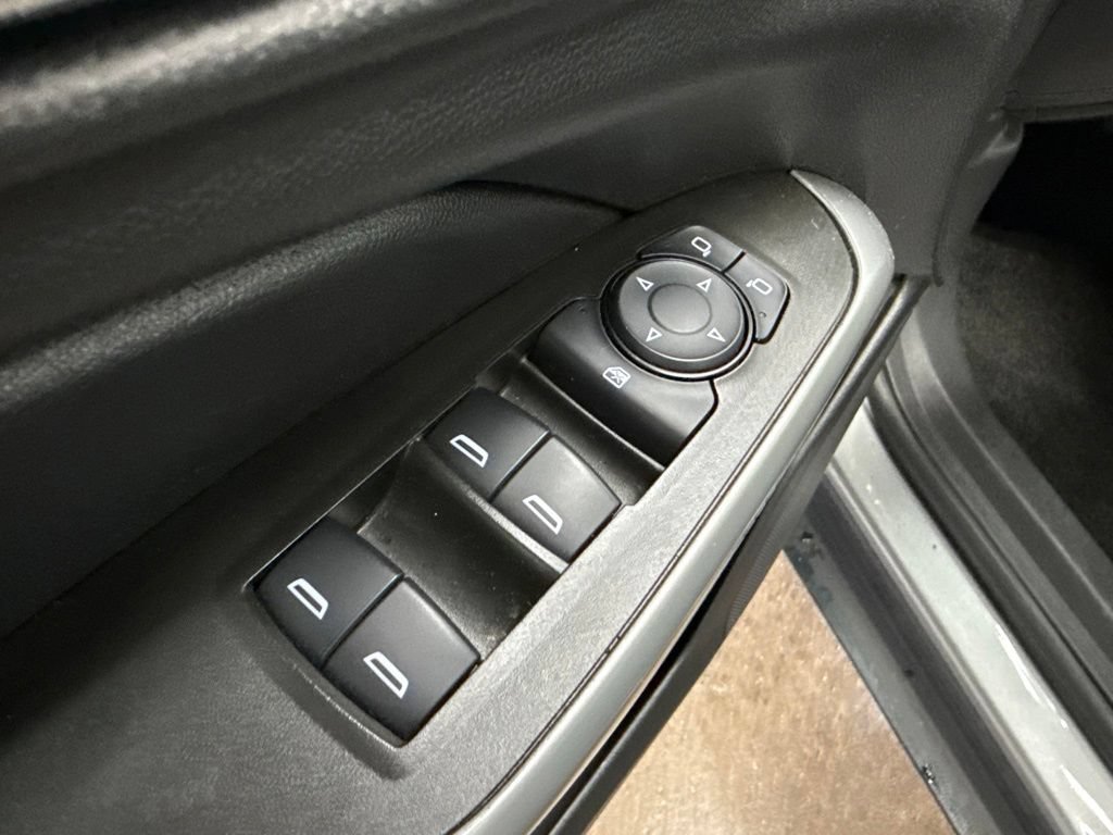Used 2024 Chevrolet Trax RS w/ Driver Confidence Package FWD image 20