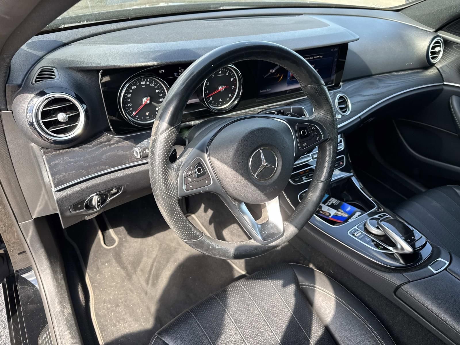 Used 2017 Mercedes-Benz E 400 4MATIC Wagon image 18