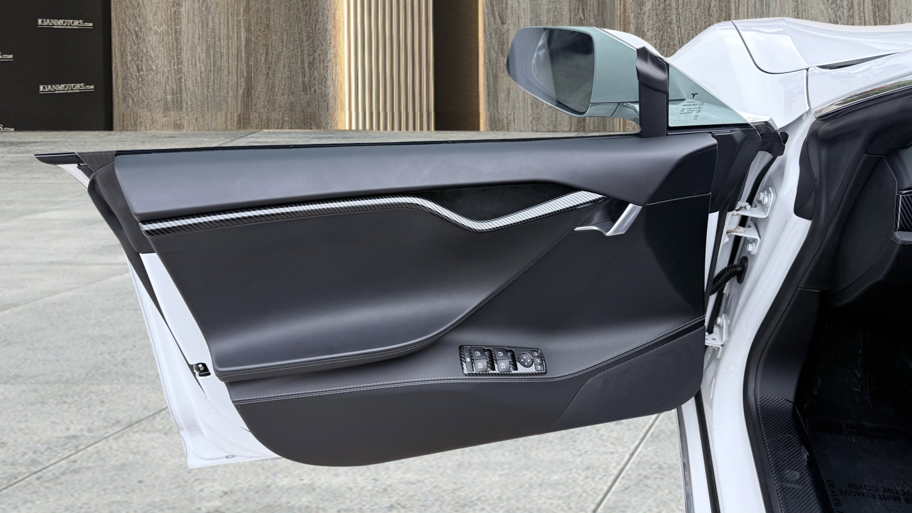 Used 2021 Tesla Model S Long Range Plus image 30