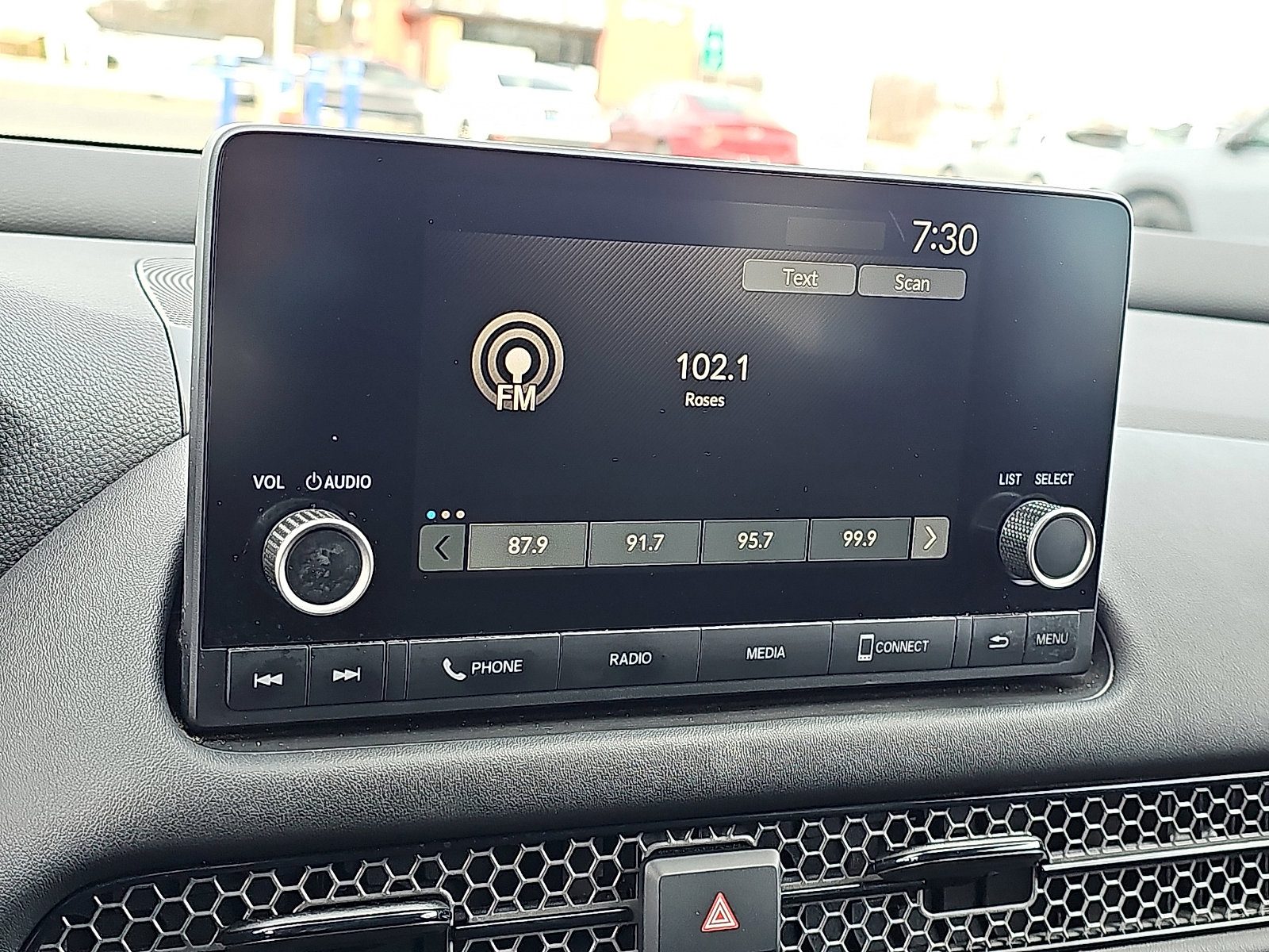 Used 2024 Honda HR-V Sport image 16