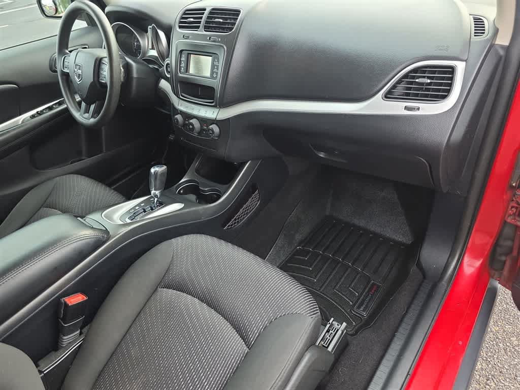 Used 2017 Dodge Journey SXT w/ Comfort/Convenience Group AWD/4WD image 11