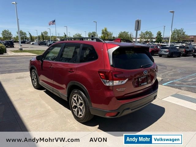 Used 2019 Subaru Forester Premium w/ All-Weather Package AWD/4WD image 4