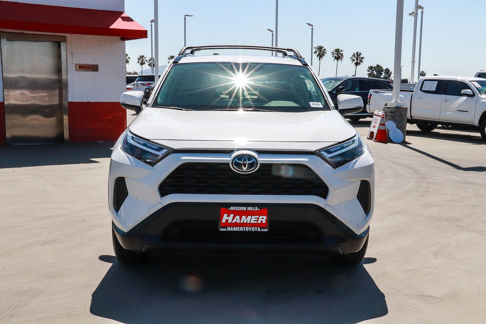 Certified 2023 Toyota RAV4 LE AWD/4WD image 2