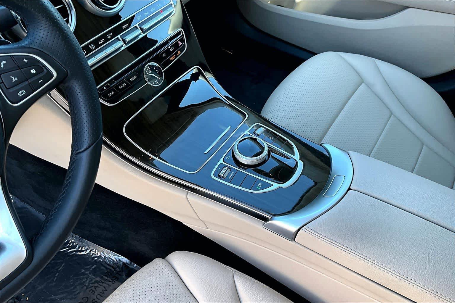 Used 2017 Mercedes-Benz C 300 4MATIC Sedan image 16