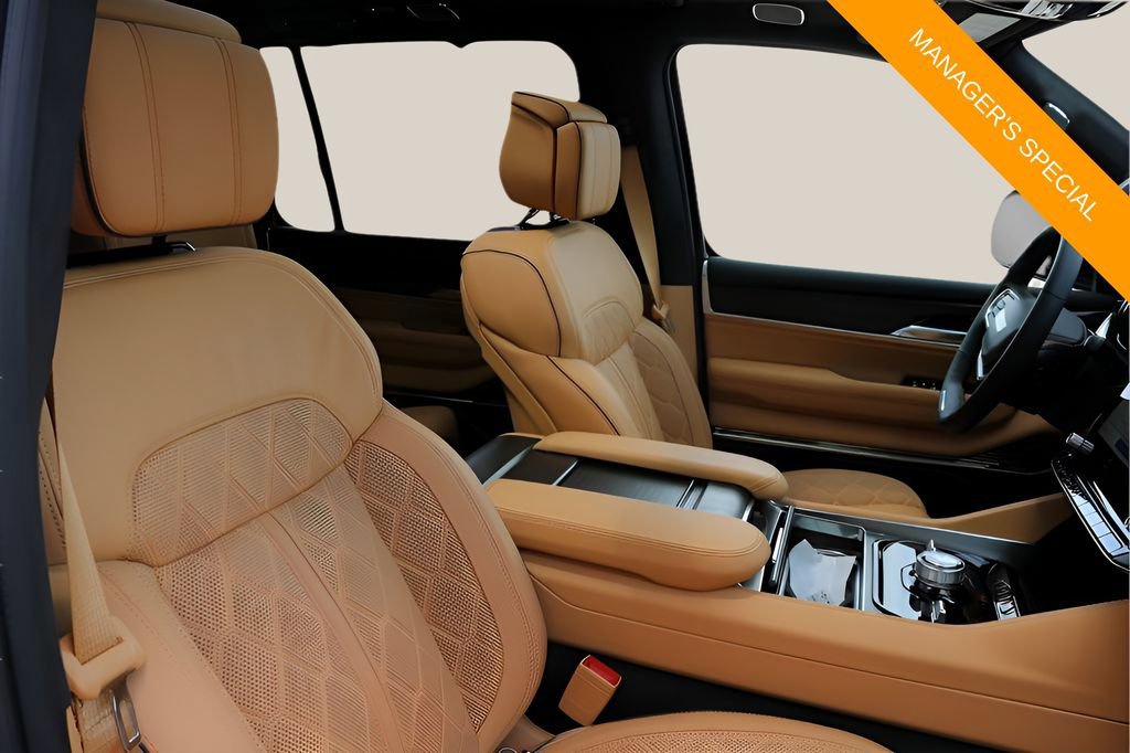 New 2026 Jeep Grand Wagoneer Summit AWD/4WD image 23