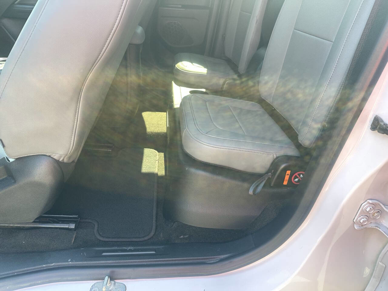 Used 2015 Chevrolet Colorado W/T image 23