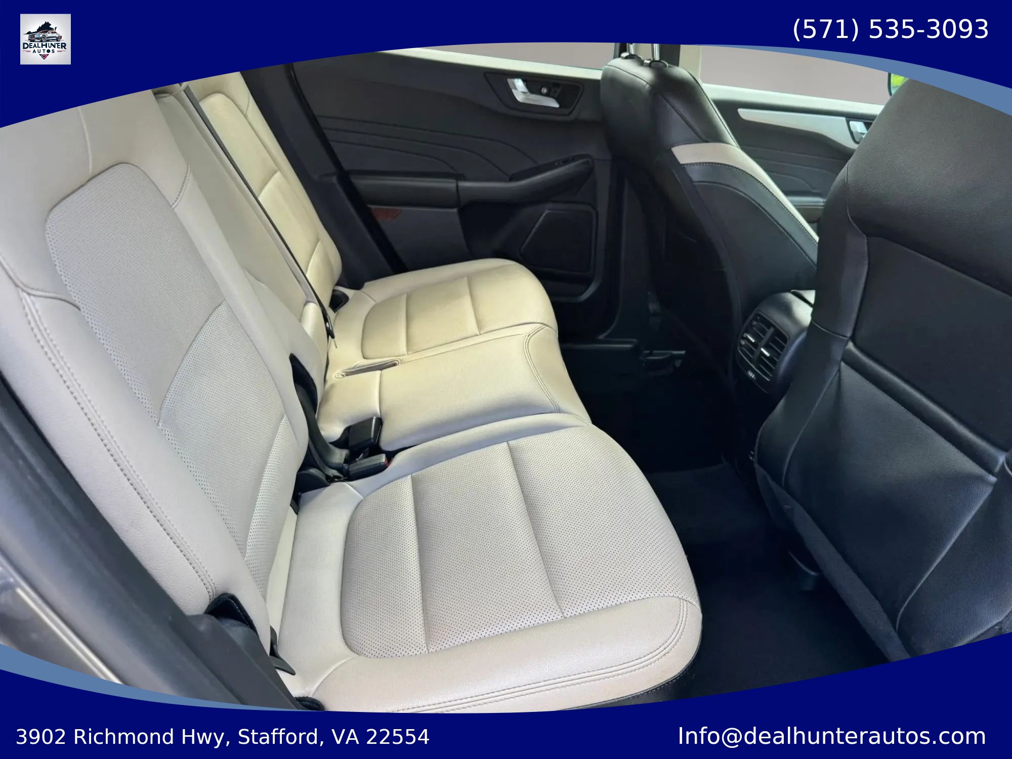 Used 2022 Ford Escape SEL w/ Class II Trailer Tow Package FWD image 18