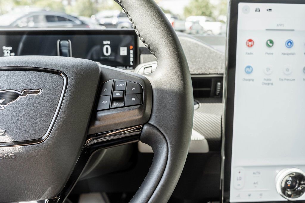 Used 2023 Ford Mustang Mach-E Premium image 26