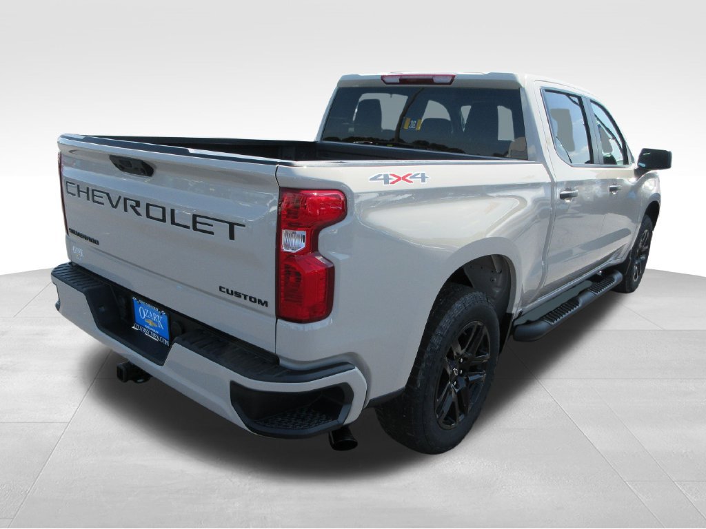 New 2026 Chevrolet Silverado 1500 Custom w/ Turbomax Blackout Package AWD/4WD image 6