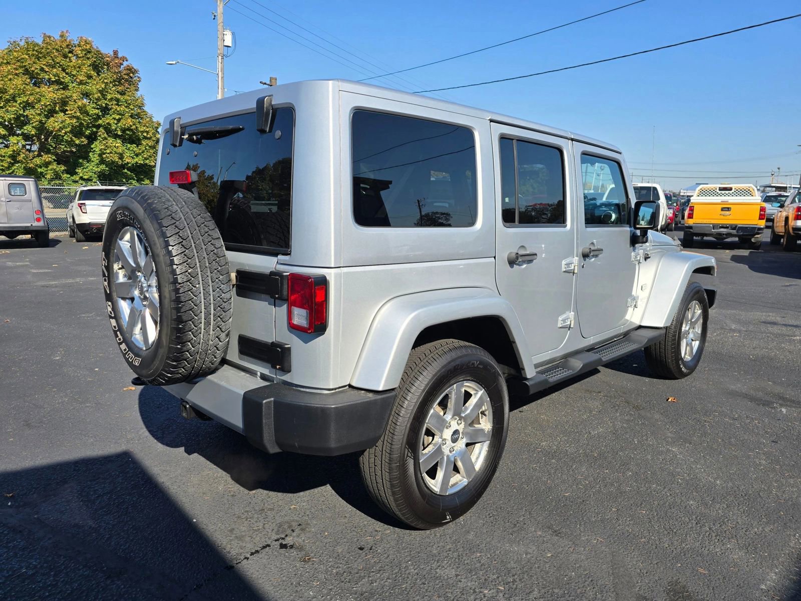 Used 2011 Jeep Wrangler Unlimited 70th Anniversary w/ Dual Top Group image 5