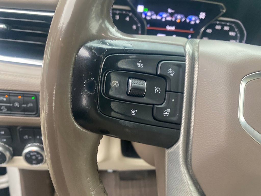 Used 2021 GMC Yukon XL Denali w/ Denali Ultimate Package AWD/4WD image 5