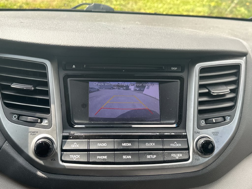 Used 2018 Hyundai Tucson SE FWD image 12