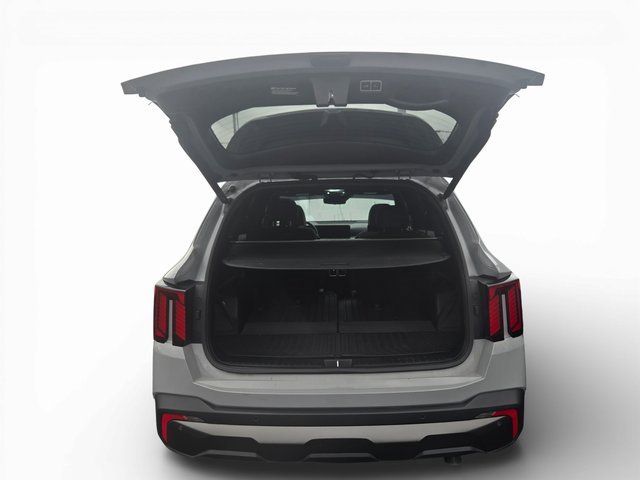 Used 2025 Kia Sorento SX Prestige image 10