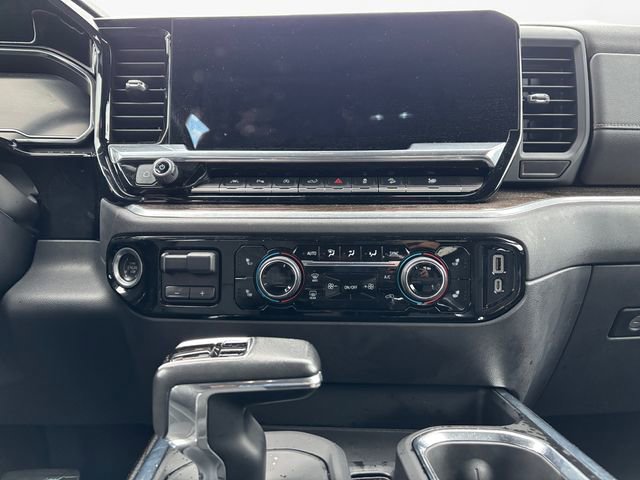 Used 2022 Chevrolet Silverado 1500 LT Trail Boss w/ LT Trail Boss Premium Package image 11